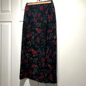 💜 Vintage 90s Floral Maxi Skirt